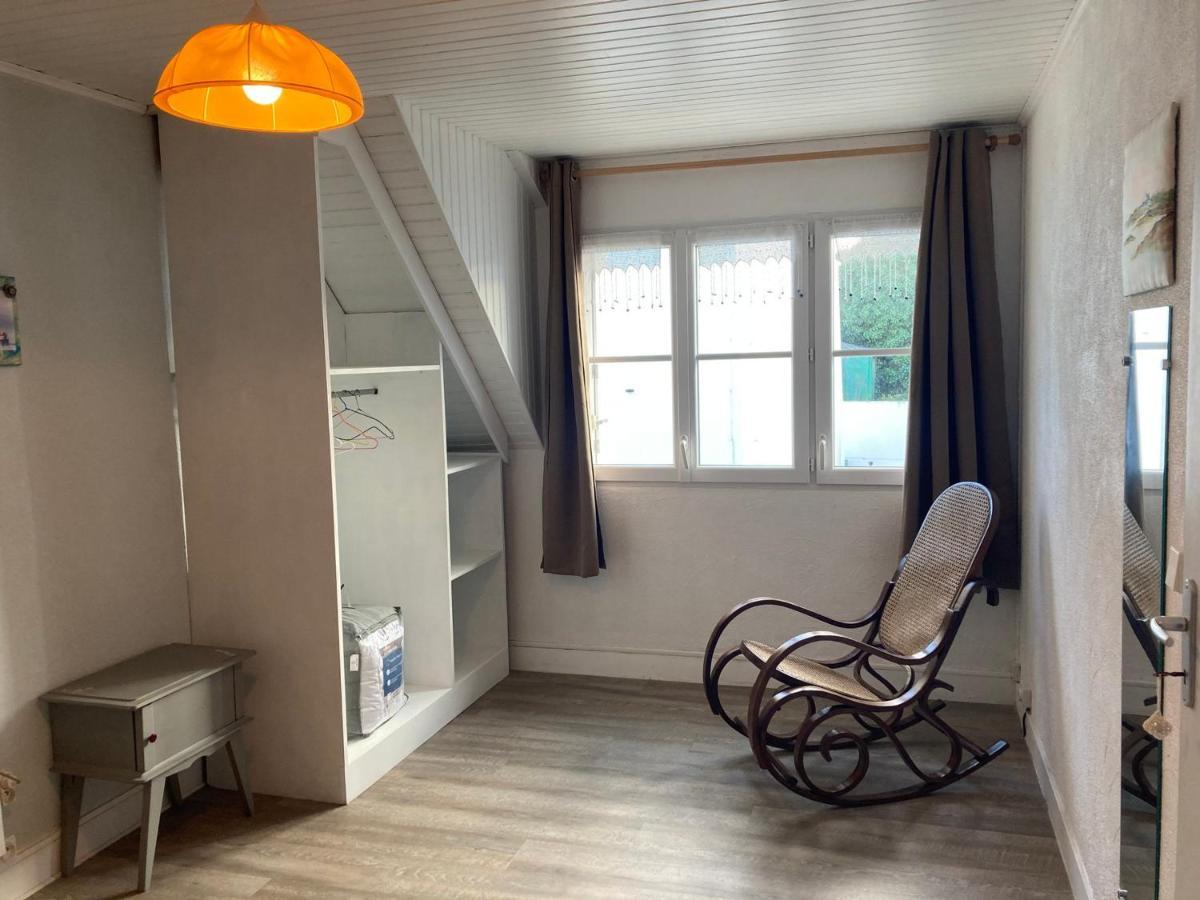 Maison Cosy Avec Jardin, Centre De Sauzon, 200M Du Port, 3 Chambres, Wifi, Terrasse Et Barbecue - Fr-1-418-211 Esterno foto